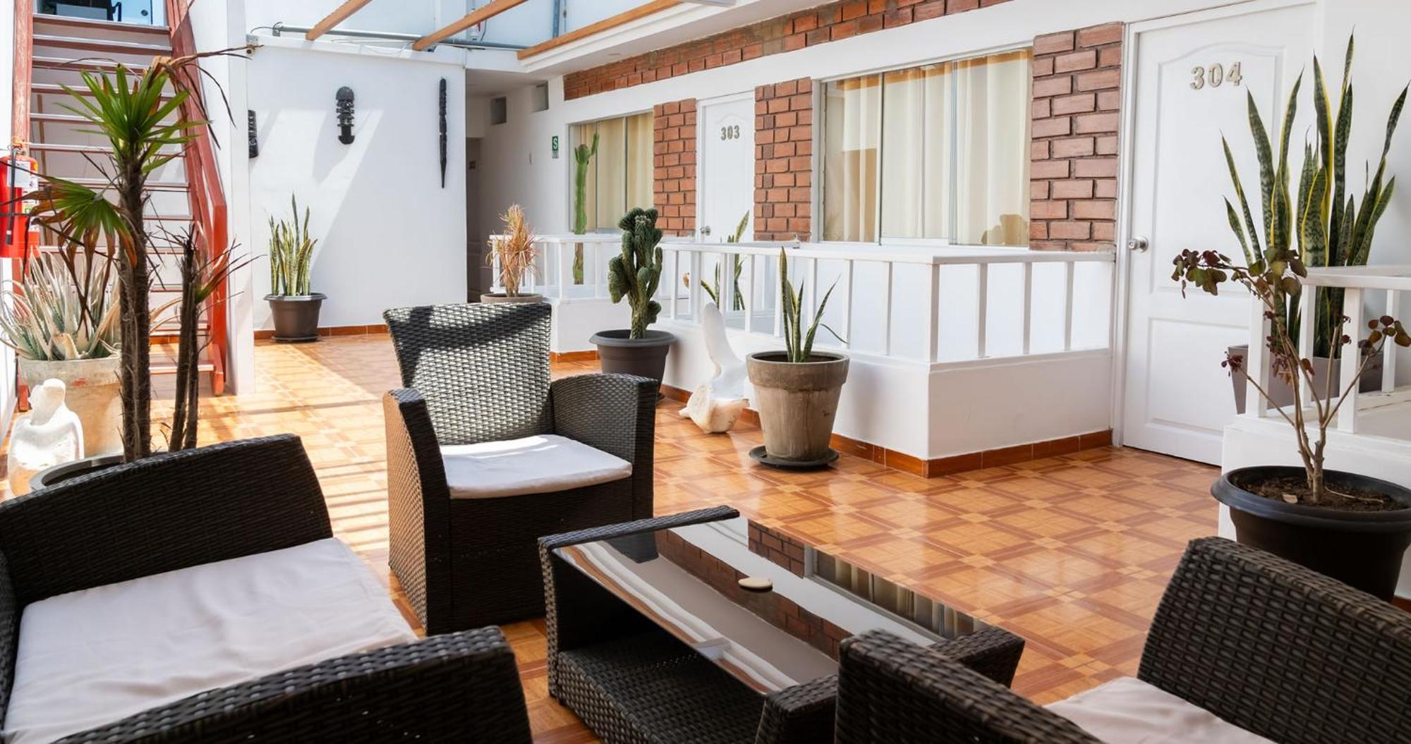 Hostal Los Frayles Paracas Exterior foto